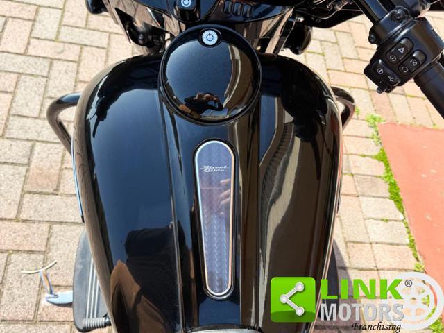 HARLEY-DAVIDSON FLHX Street Glide Special - FLHXS 107