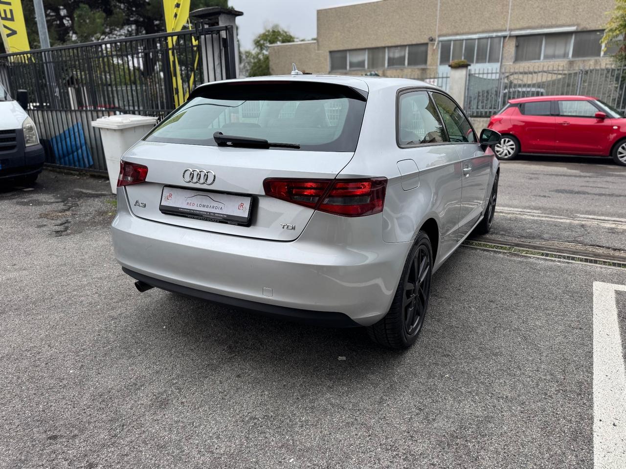 Audi A3 Cabrio 1.6 TDI 105 CV CR Ambition