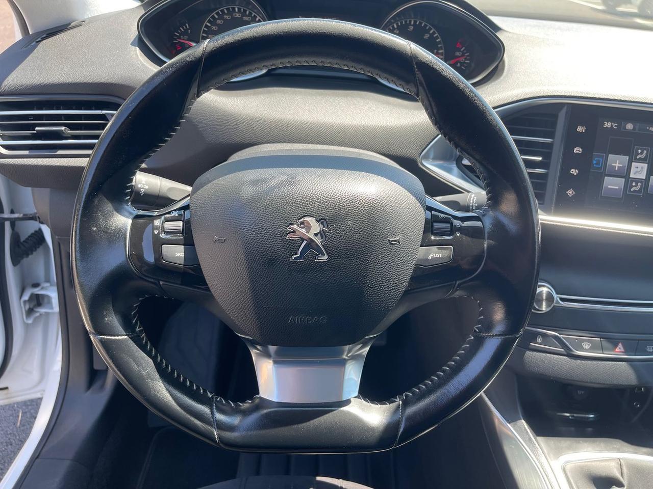 Peugeot 308 1.6 Blue HDI 120 Allure #11595
