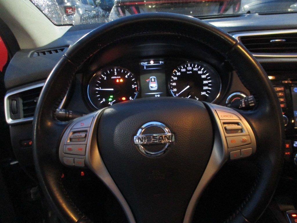Nissan Qashqai 1.5 dCi N-Connecta TETTO/360/Frenata