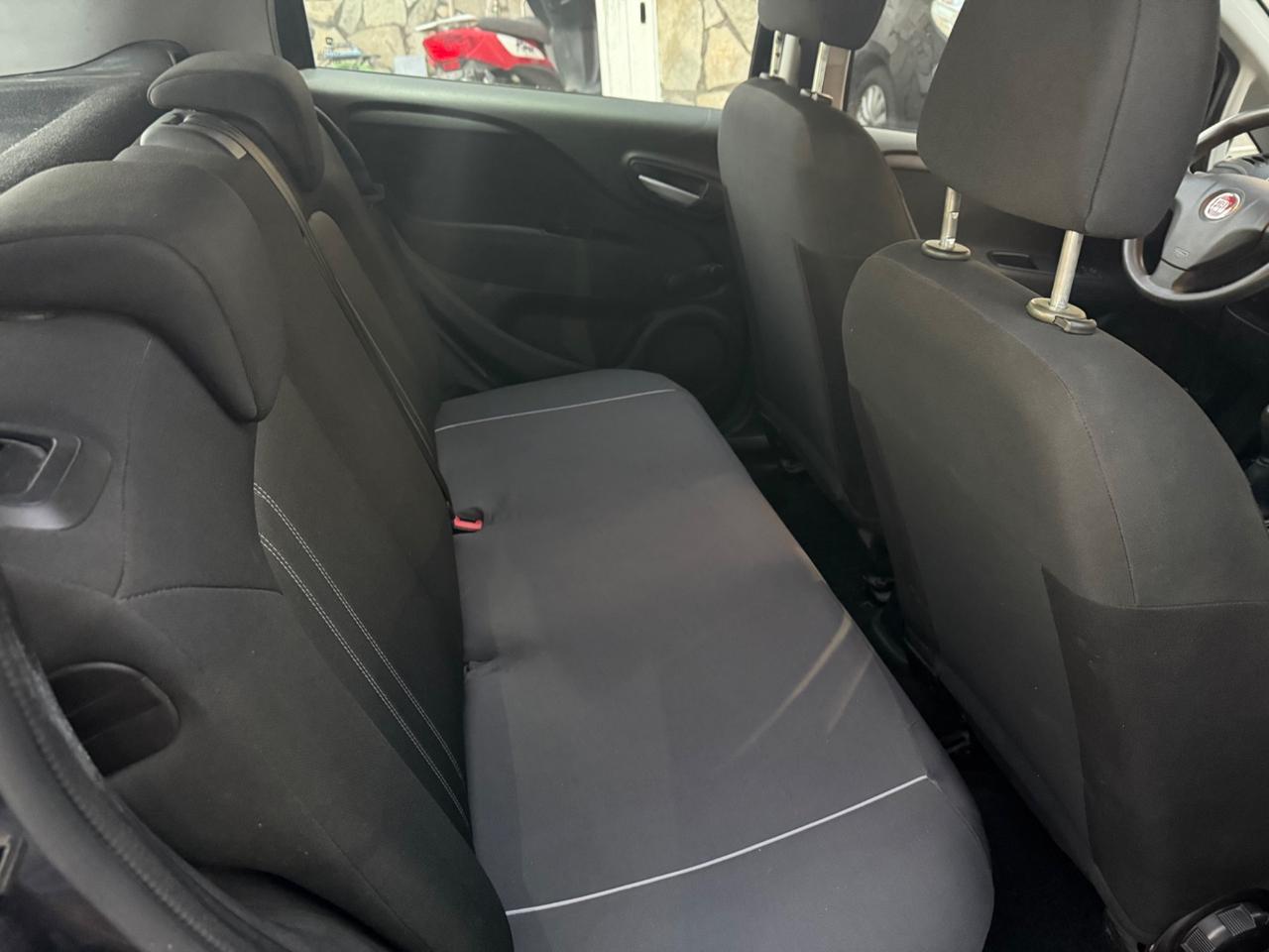 Fiat Punto 1.3 MJT II 75 CV 5 porte Street