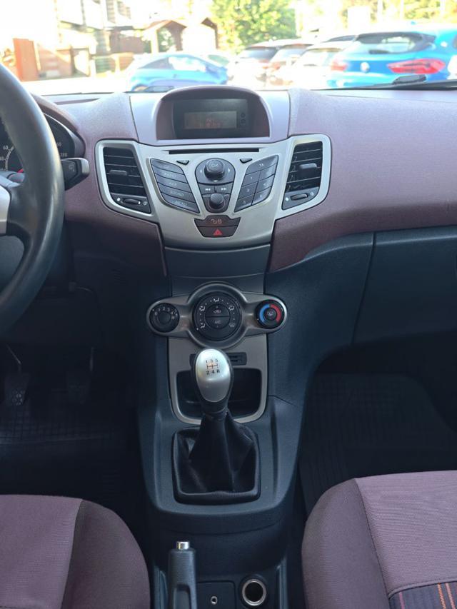 FORD Fiesta 1.2 82CV 5 porte