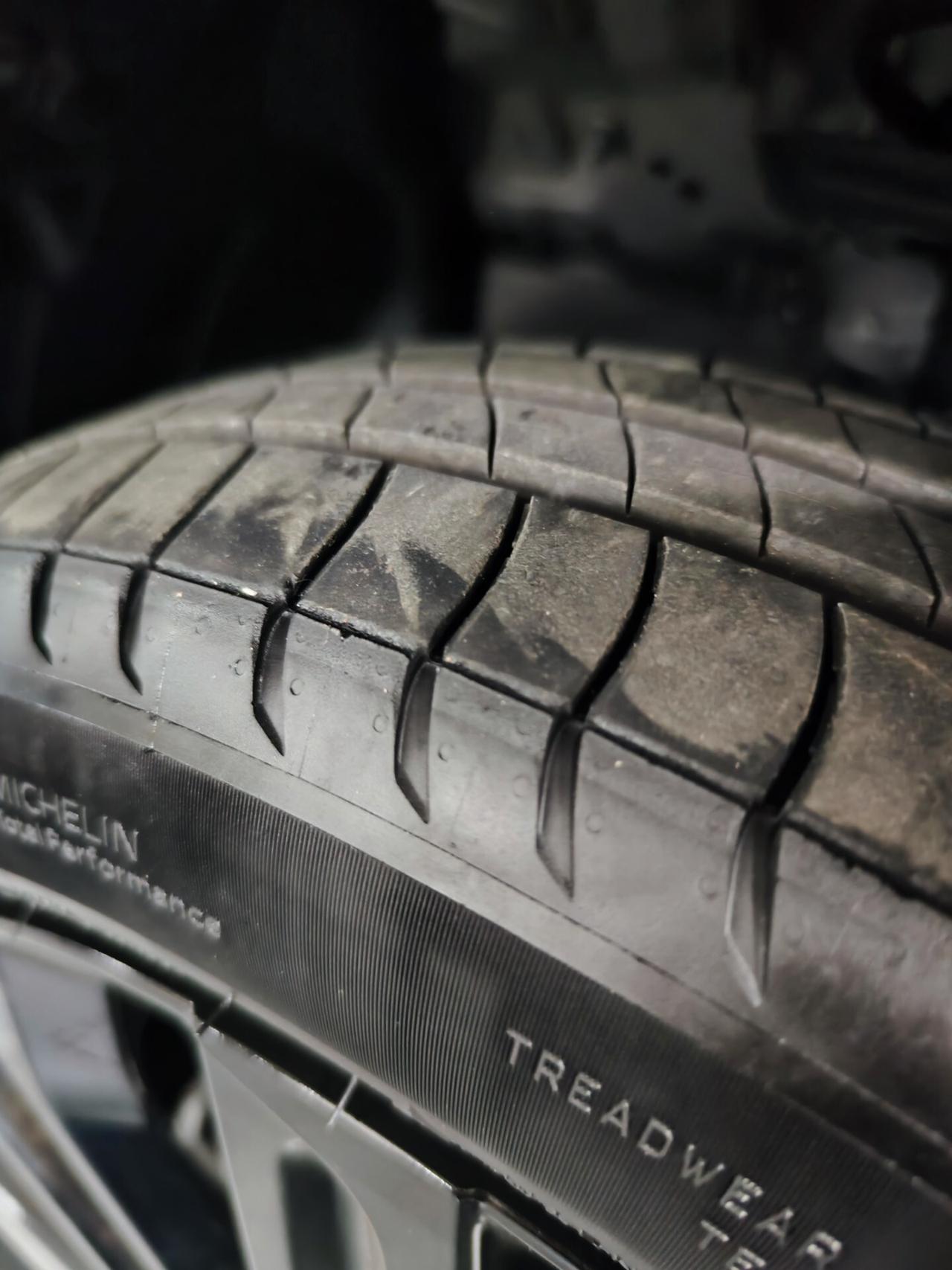 Toyota Aygo X 1.0 72 CV 5 porte JBL Special Edition UNICO PROPRIETARIO