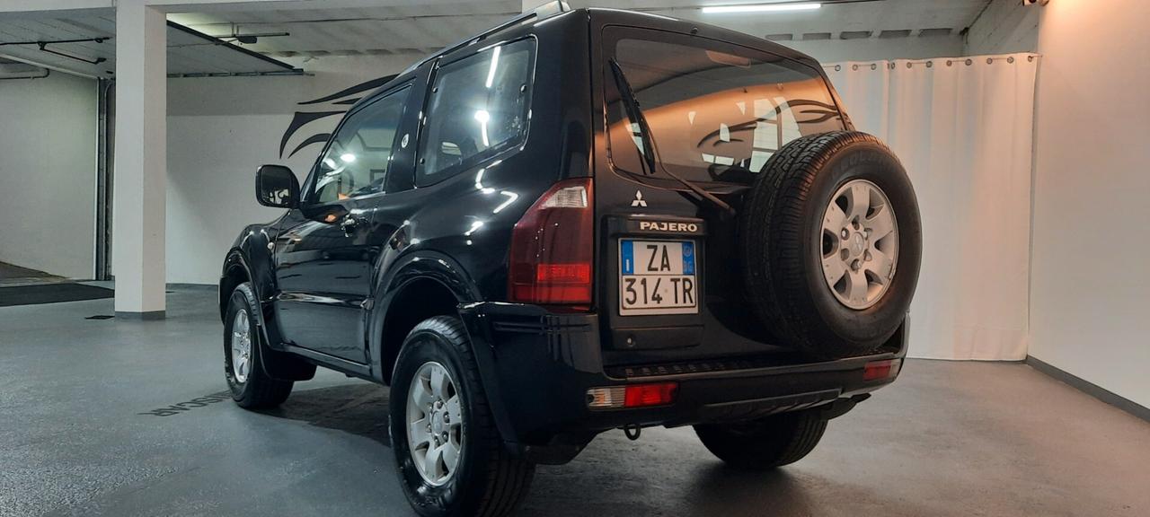 Mitsubishi Pajero 3.2 16V DI-D 3p. aut. Intense