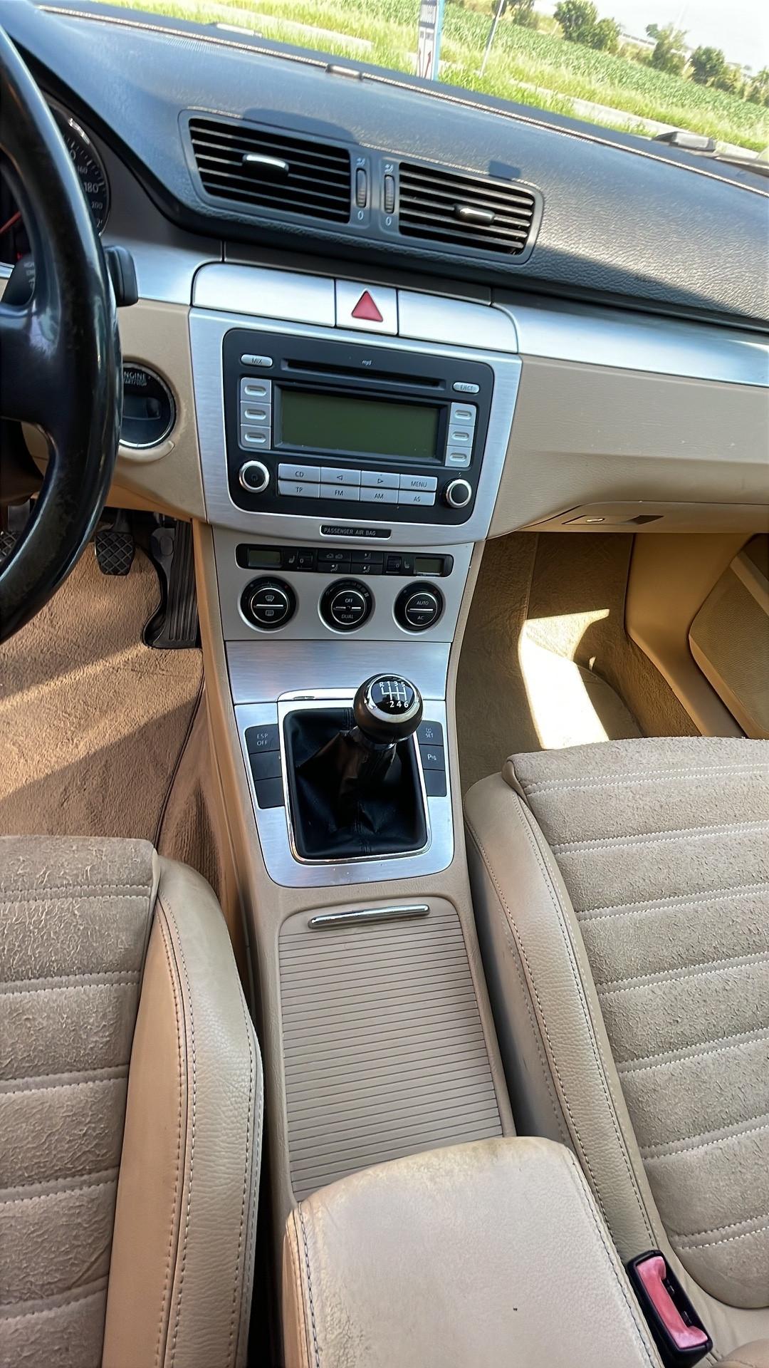 Volkswagen Passat 2.0 TDI DPF Var. Comfortline