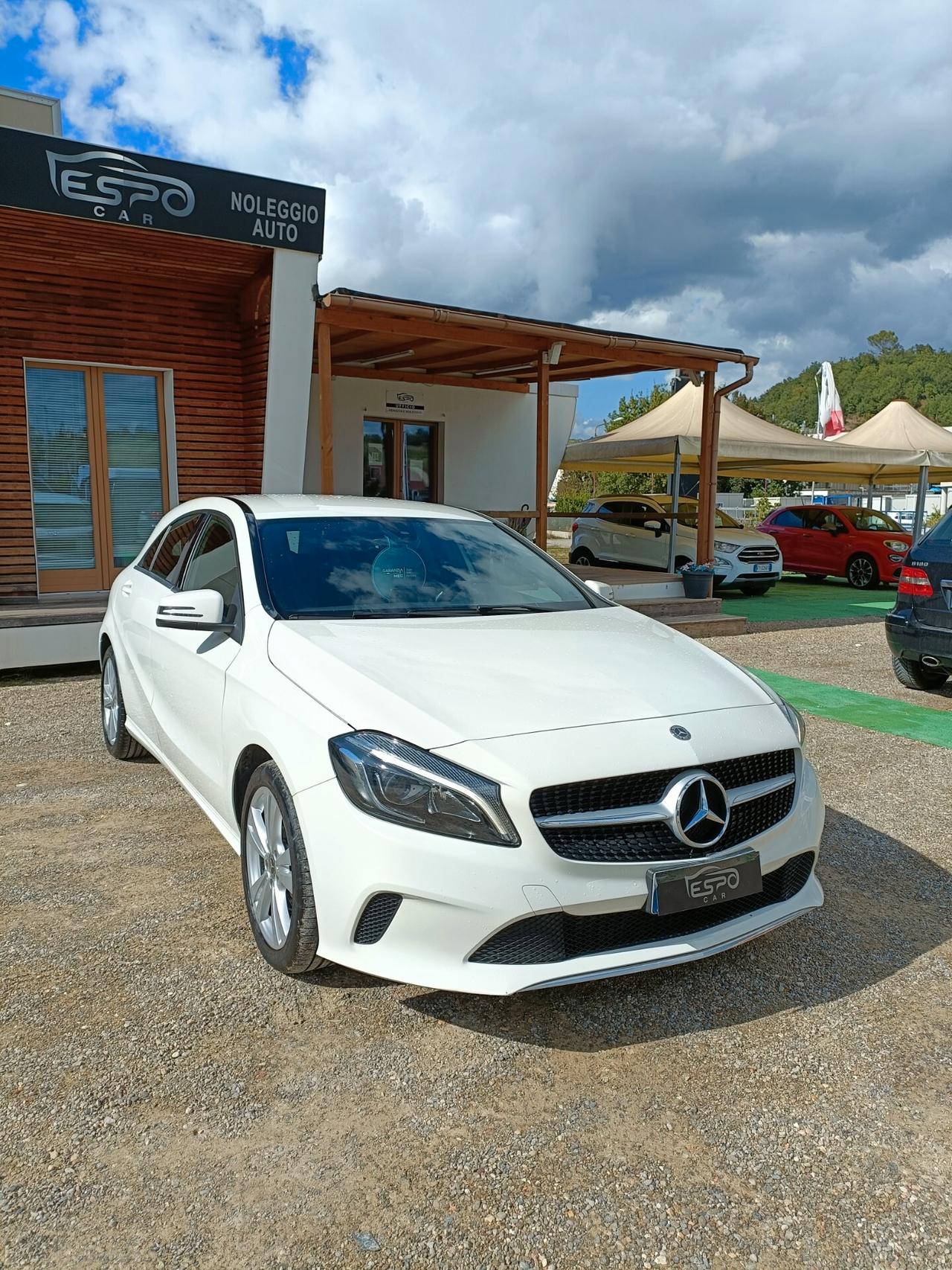 Mercedes-benz A 180 d Premium