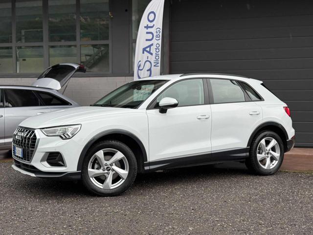 AUDI Q3 35 TFSI S line edition