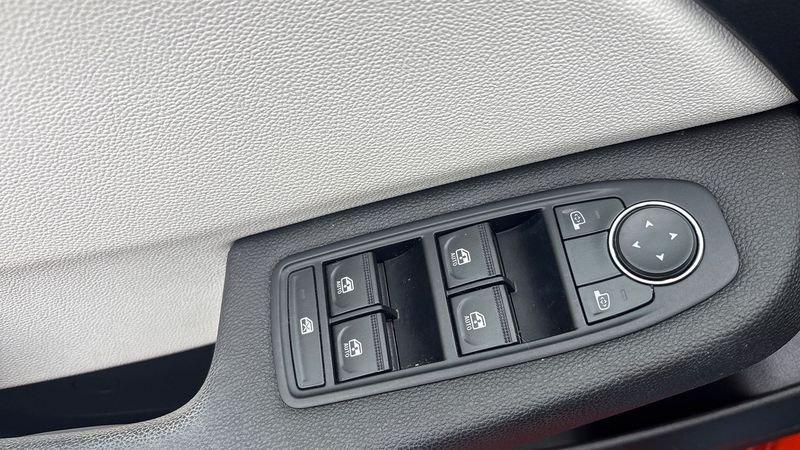 Renault Clio 1.6 E-Tech full hybrid Techno 145cv auto