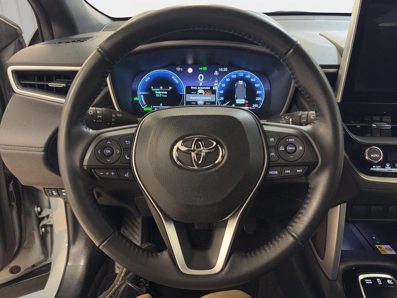 Toyota Corolla Cross 1.8h Trend fwd 140cv e-cvt