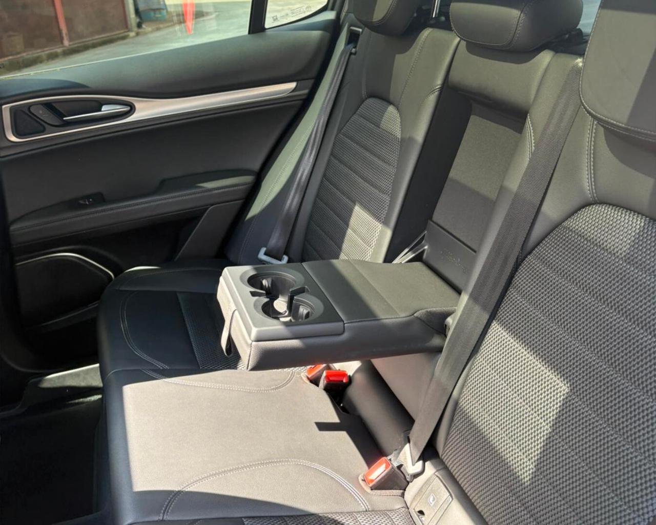 Alfa Romeo Stelvio 2.2 Turbodiesel 190 CV AT8 Q4 Sprint