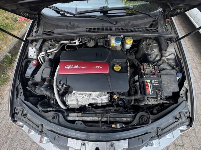 Alfa Romeo 159 2.0 jtdm Distinctive TI pack 170cv