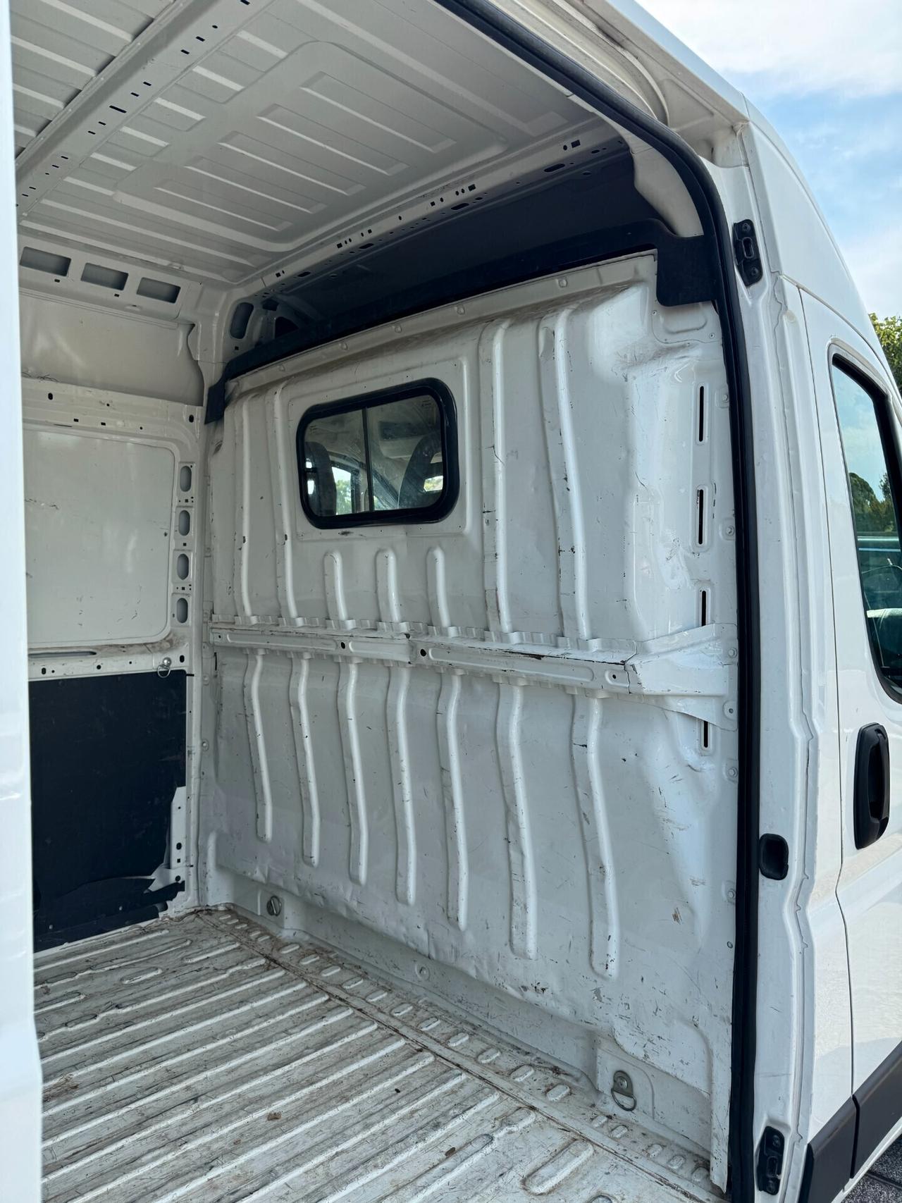 Peugeot Boxer 330 2.0 BlueHDi 130CV PM-TM MOTORE CONSUMA OLIO
