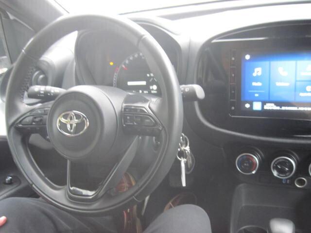 Toyota Aygo X 1.0 VVT-i 72 CV 5 CAMBIO AUTOMATICO S-CVT SOLO KM 28000