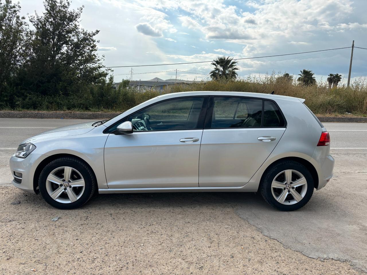 Volkswagen Golf 1.6 TDI 105 Cv 5p. Highline BMT - 2014