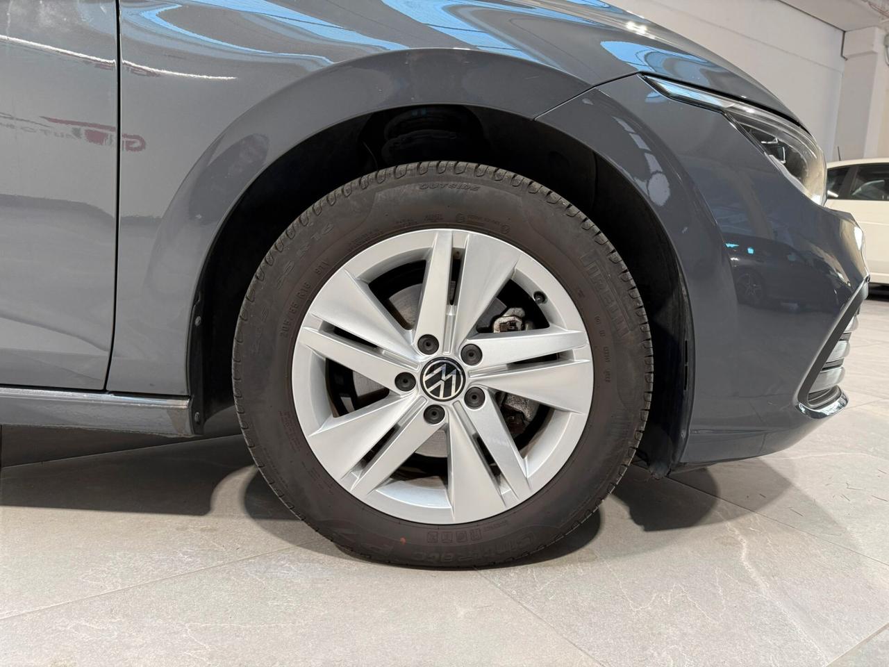 Volkswagen Golf 1.0 eTSI EVO DSG Life