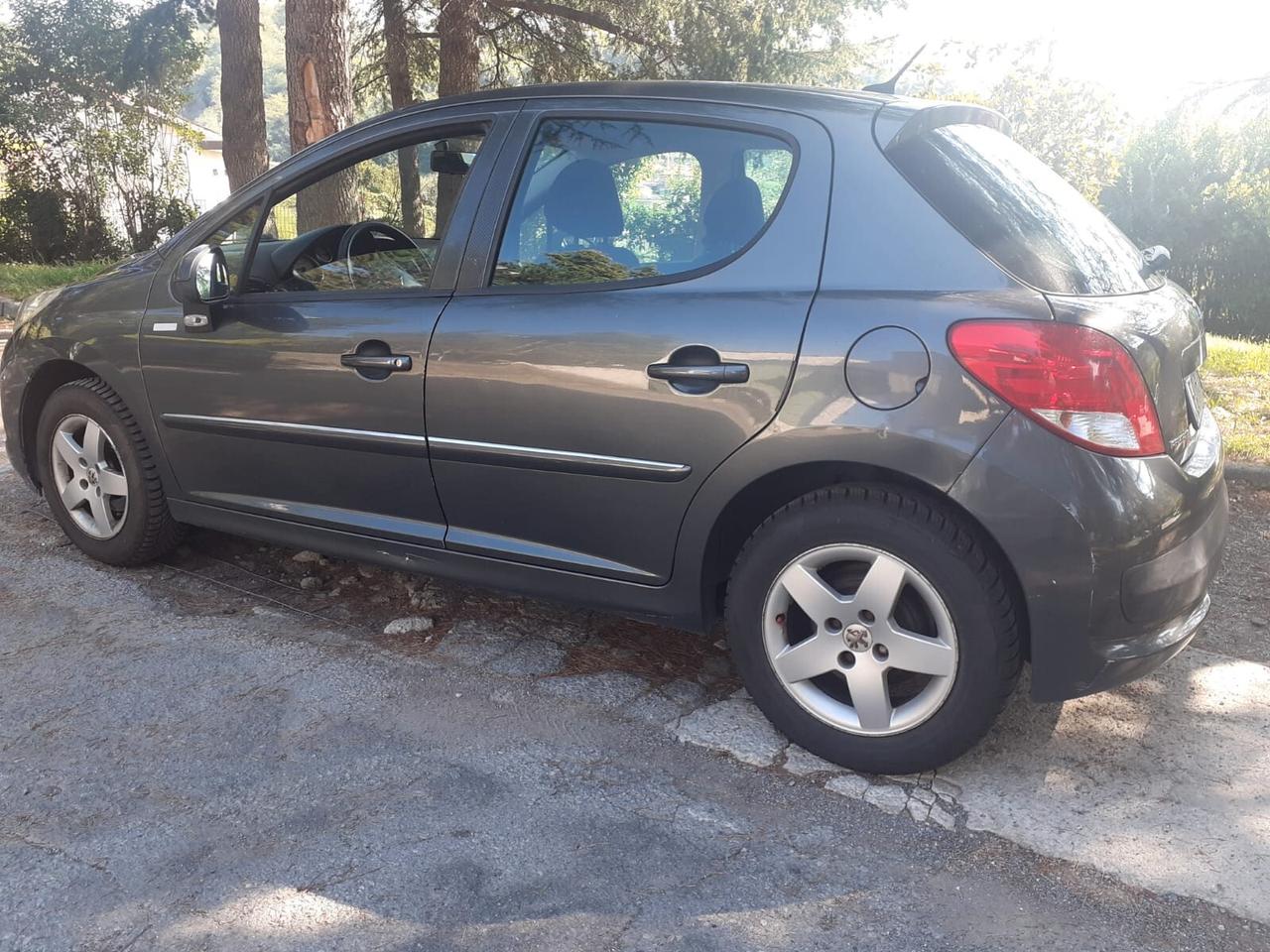 Peugeot 207 1.4 HDi 70CV FAP 5p. Mix