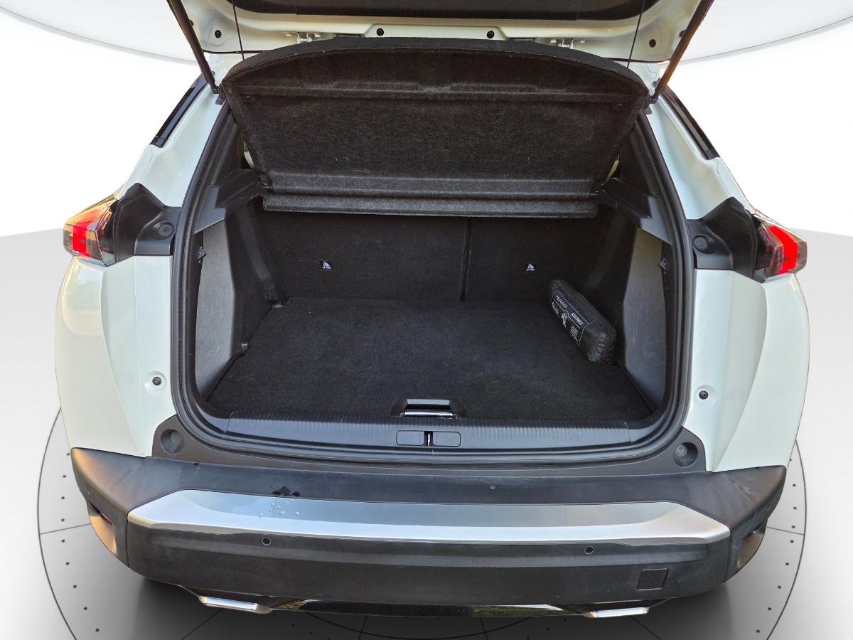 PEUGEOT 2008 1.2 puretech Allure Navi Pack s&s 130cv