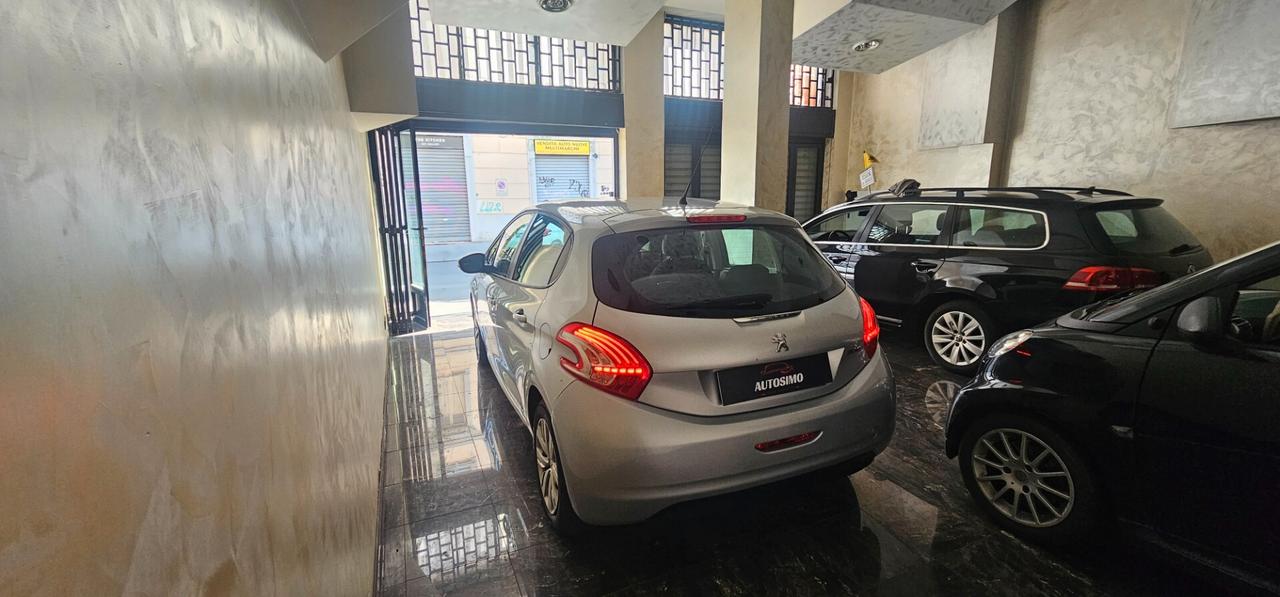 Peugeot 208 1.2 VTi 82 CV 5 porte Access