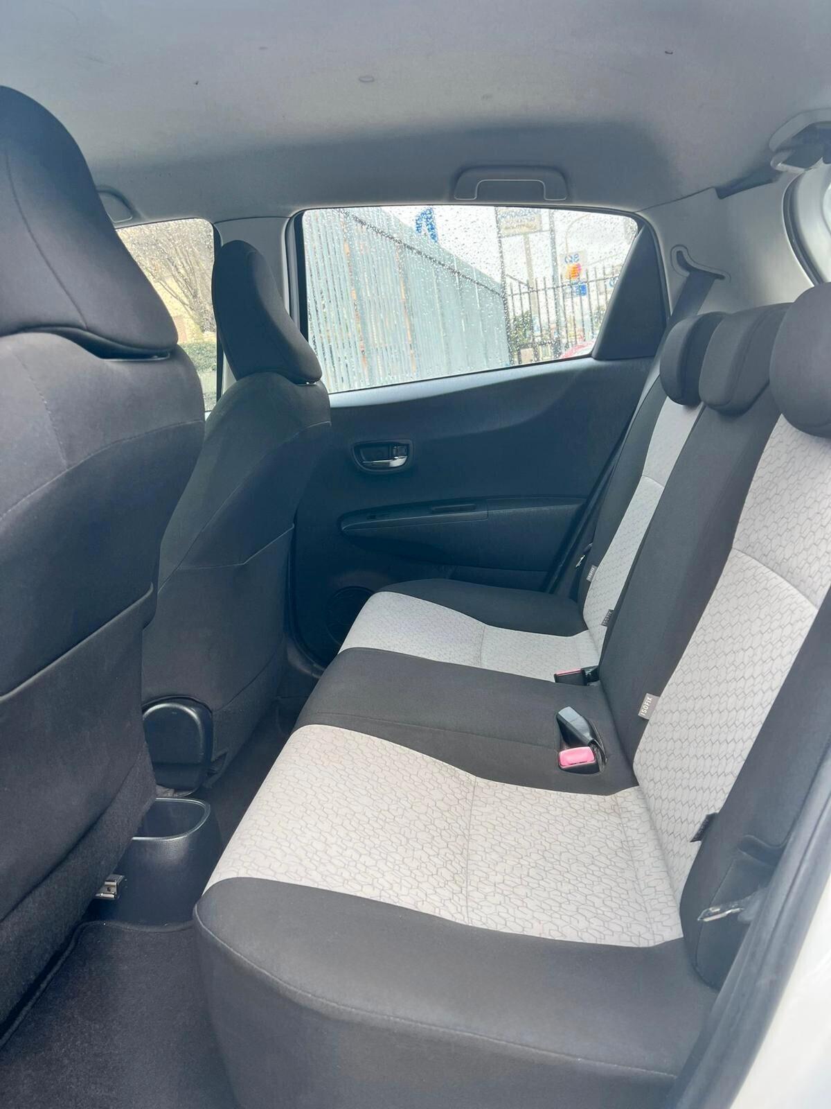 Toyota Yaris 1.4 D-4D 5 porte Lounge