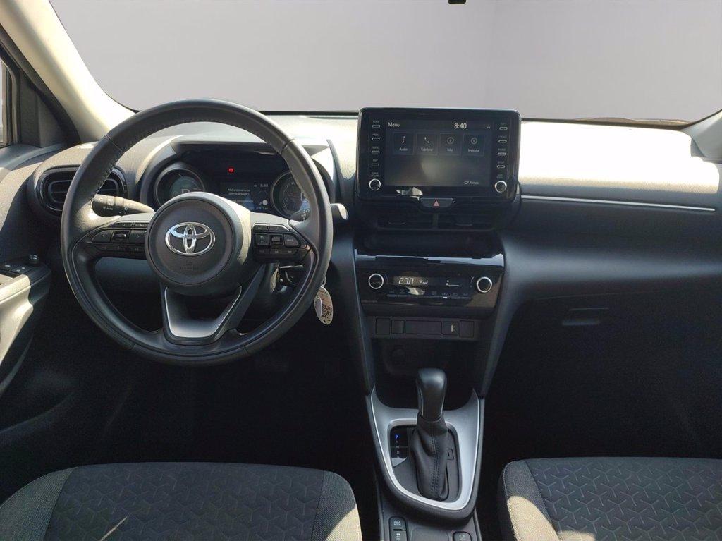 TOYOTA Yaris cross 1.5h active fwd 116cv e-cvt del 2023