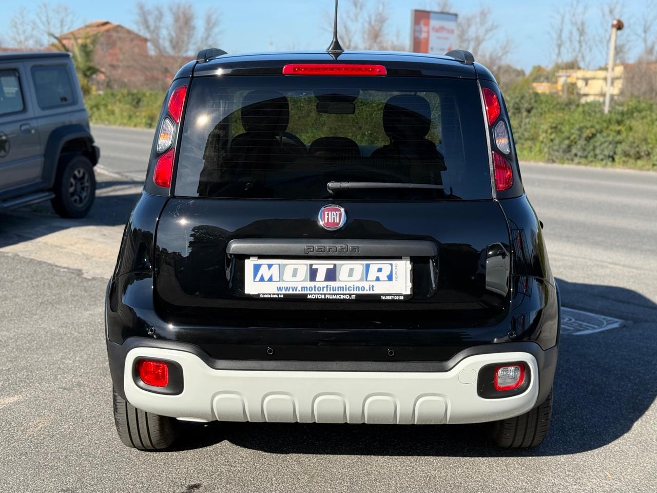 Fiat Panda Pandina Cross 1.0 firefly 70cv hybrid Nero Cinema