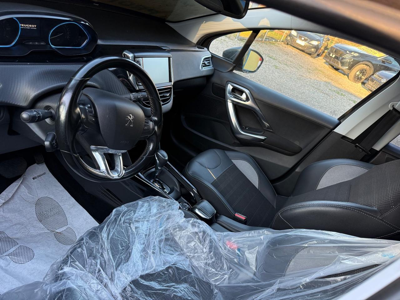 Peugeot 2008 PureTech Turbo 110 EAT6 S&S Allure