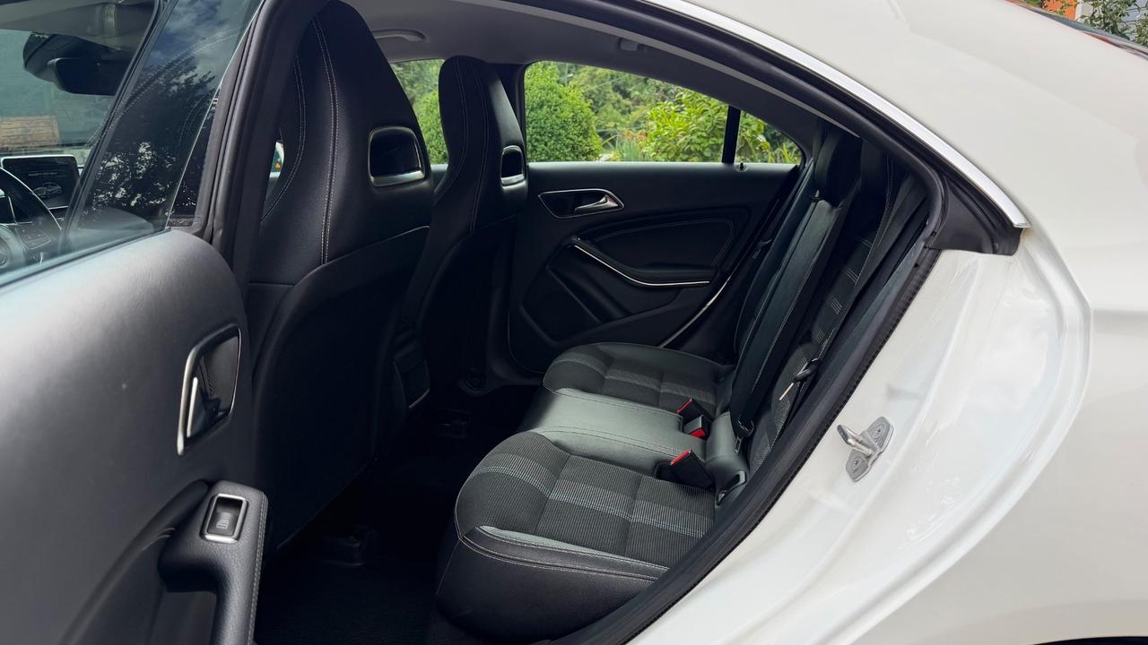 Mercedes-benz CLA 200 d Automatic Sport