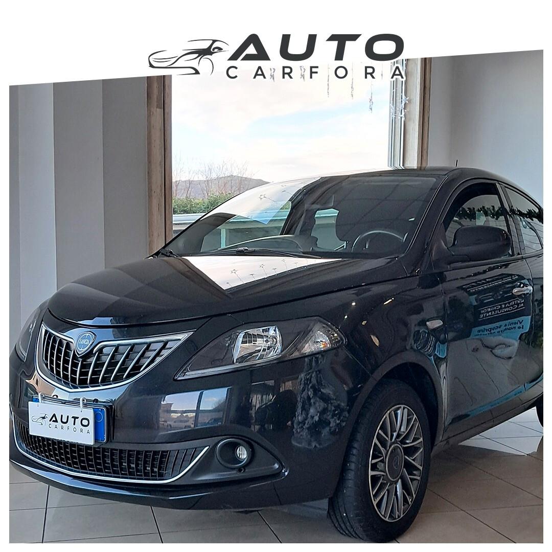 Lancia Ypsilon 1.0 FireFly 5 porte S&S Hybrid Gold con telecamera