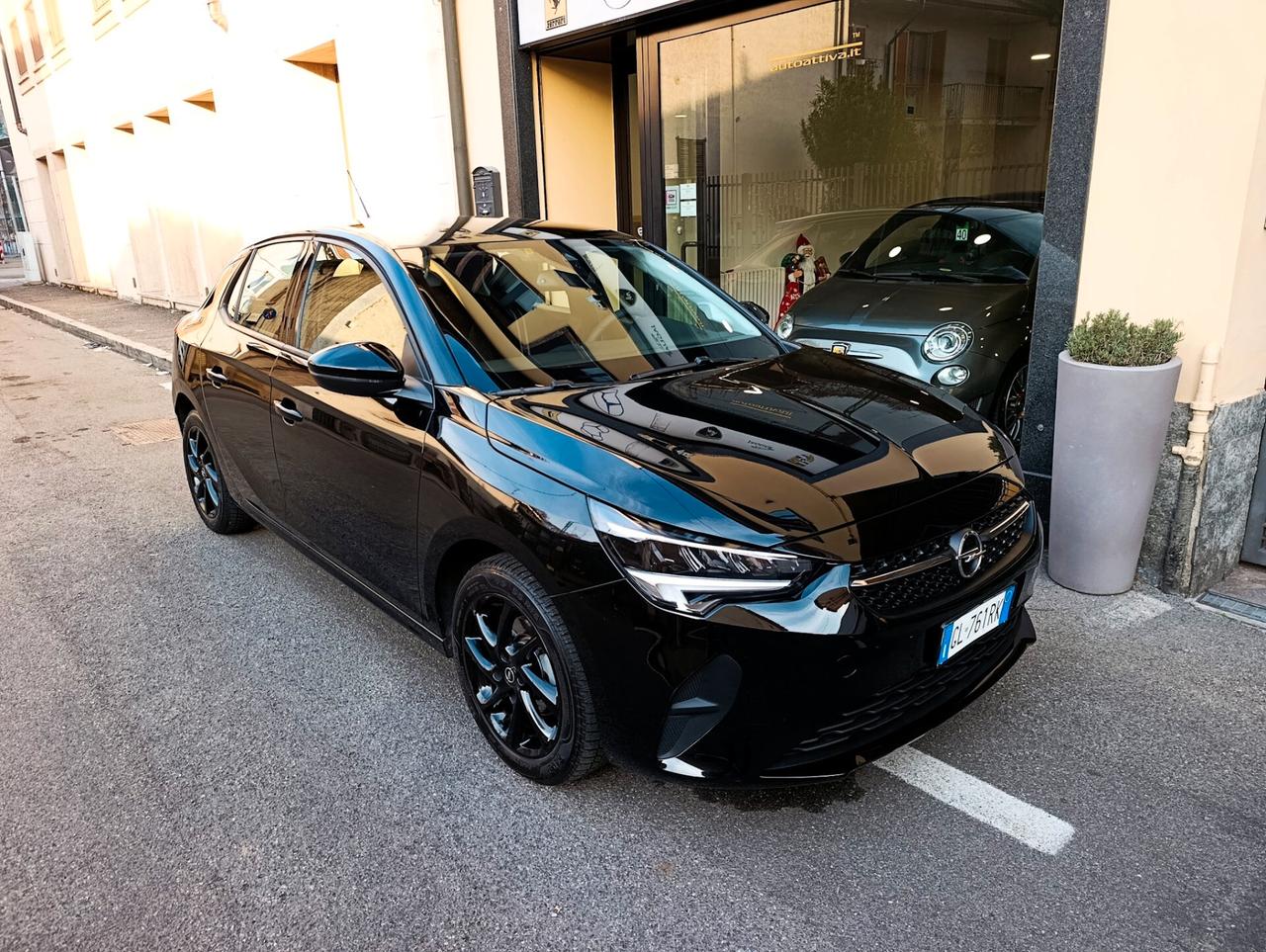 Opel Corsa 1.2 Edition Black 75cv