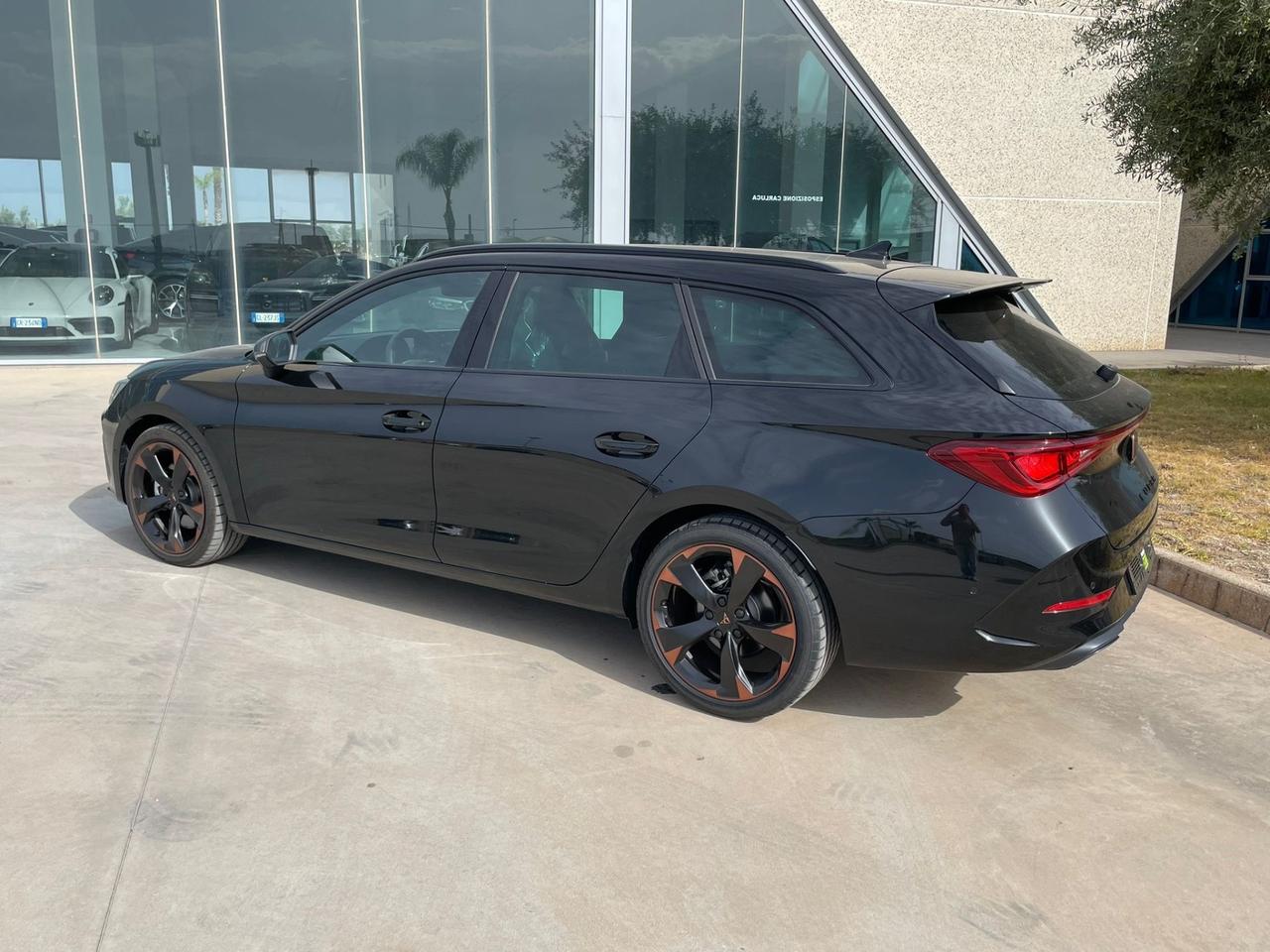 CUPRA Leon 2.0 tdi dsg possibilità noleggio no scoring