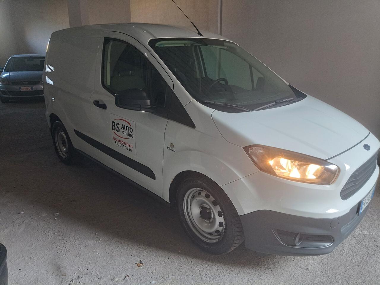 Ford Transit Courier 1.5 TDCi 75CV Van Entry