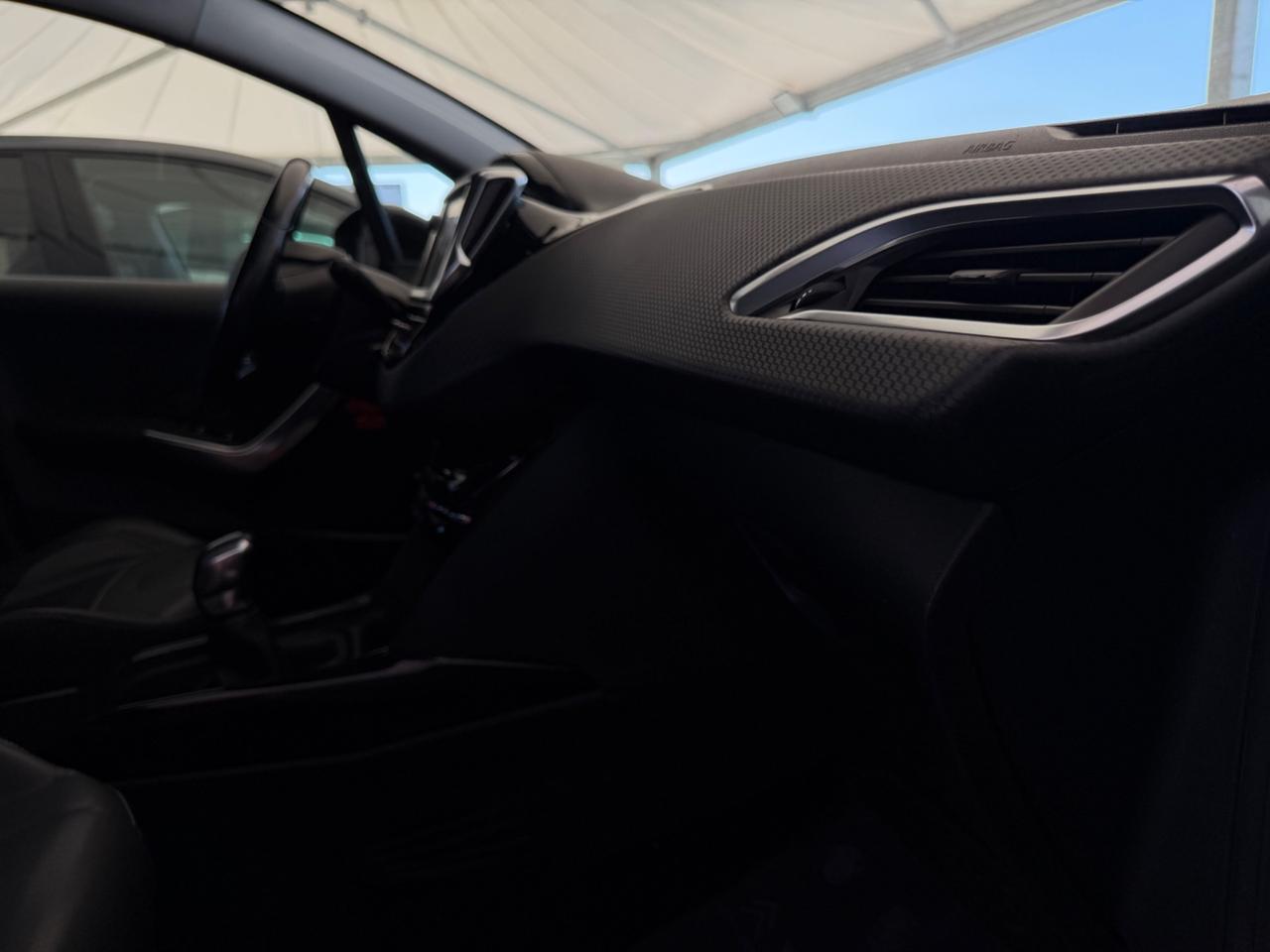 Peugeot 2008 BlueHDi 1.6 100 Cv Allure