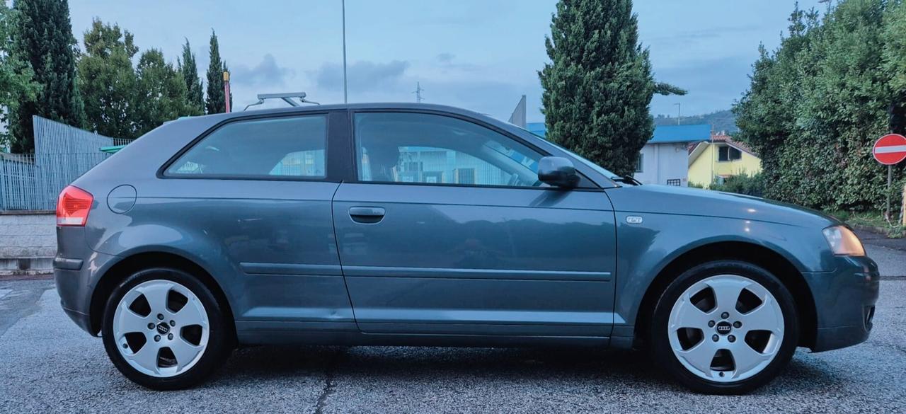 Audi A3 1.6 16V FSI Ambition NEOPATENTATI