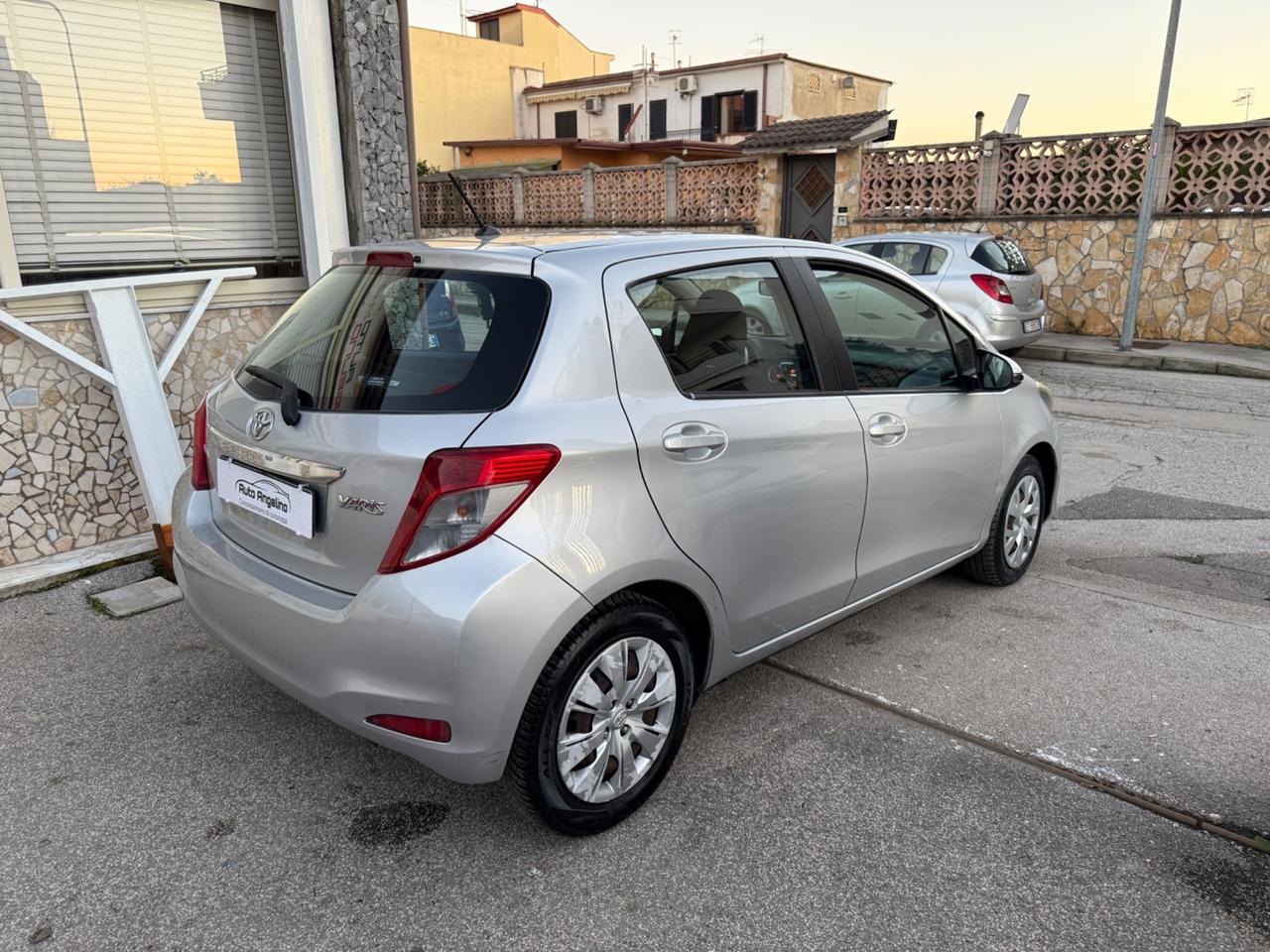 Toyota Yaris 1.3 5 porte Active