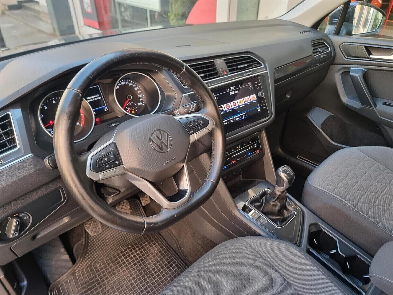 Volkswagen Tiguan 1.5 TSI Sport ACT BlueMotion Technology