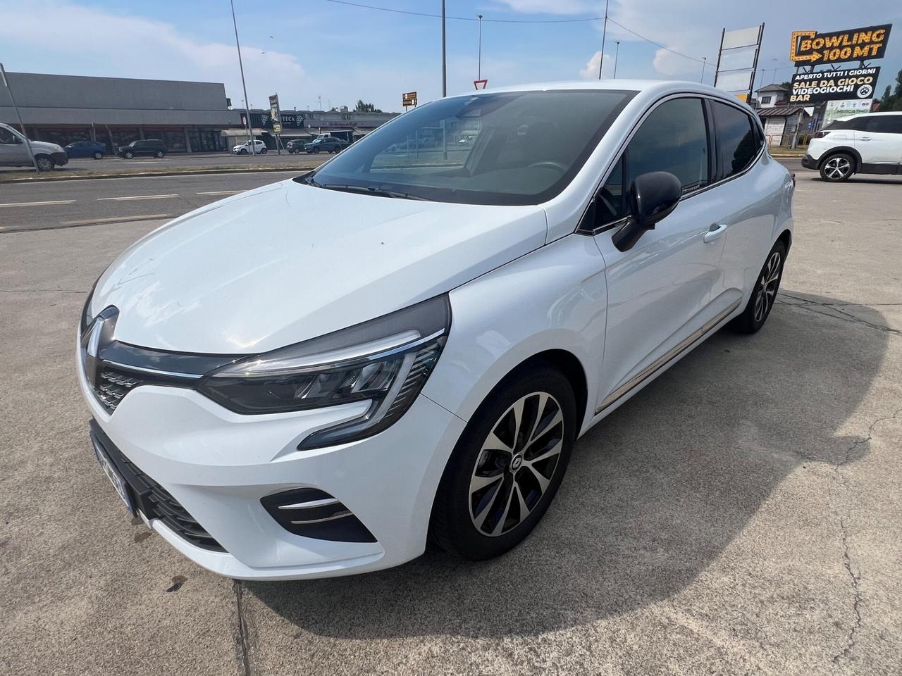 Renault Clio Full Hybrid E-Tech 145 CV 5 porte Evolution
