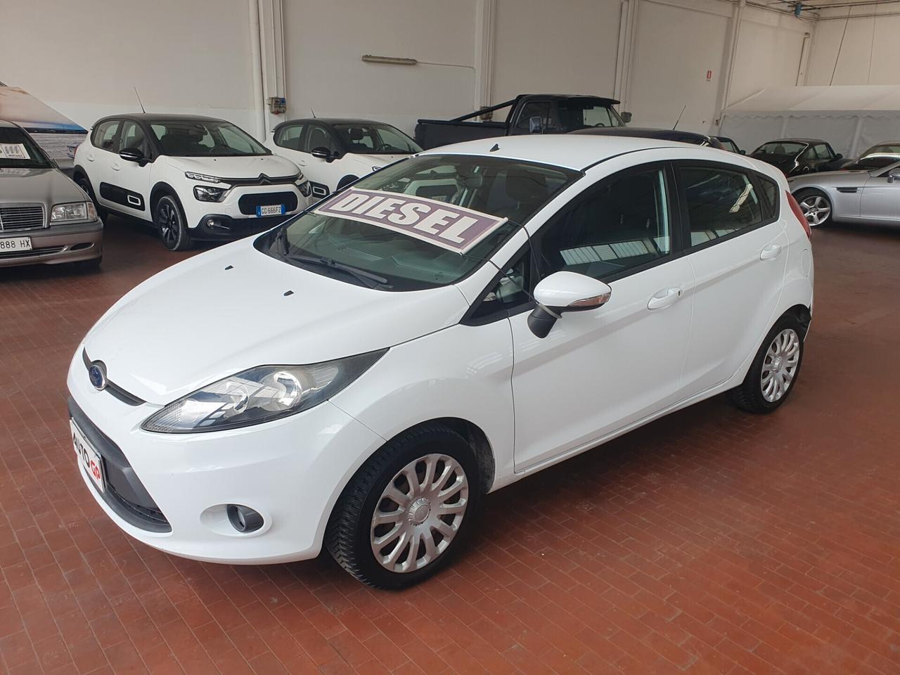Ford Fiesta 1.4 TDCi 70cvNeopatent manuale 2011