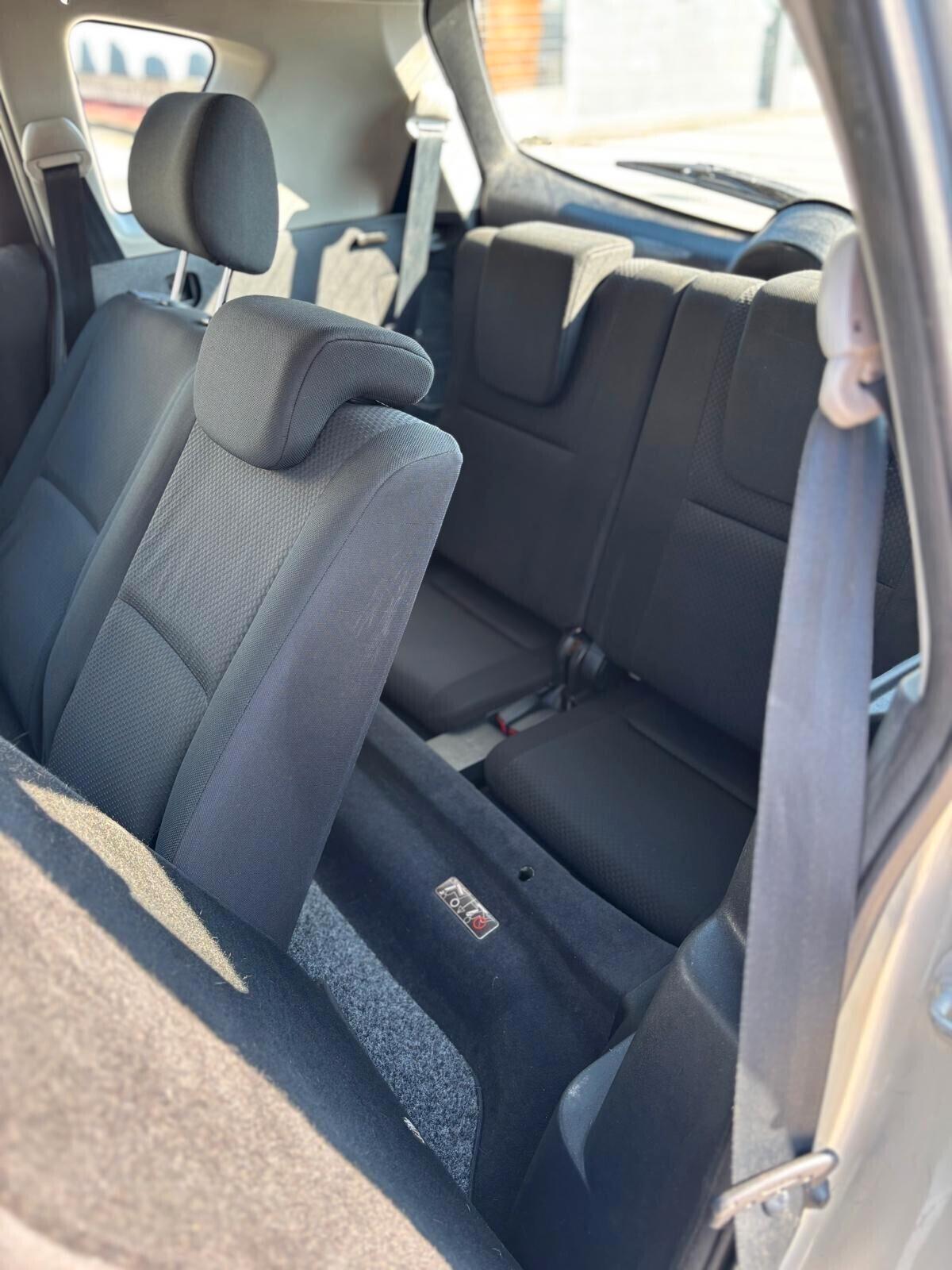 Toyota Corolla Verso 1.8 16V Sol 7 POSTI tagliandata sempre in concessionario toyota UNICO PROPRIETARIO