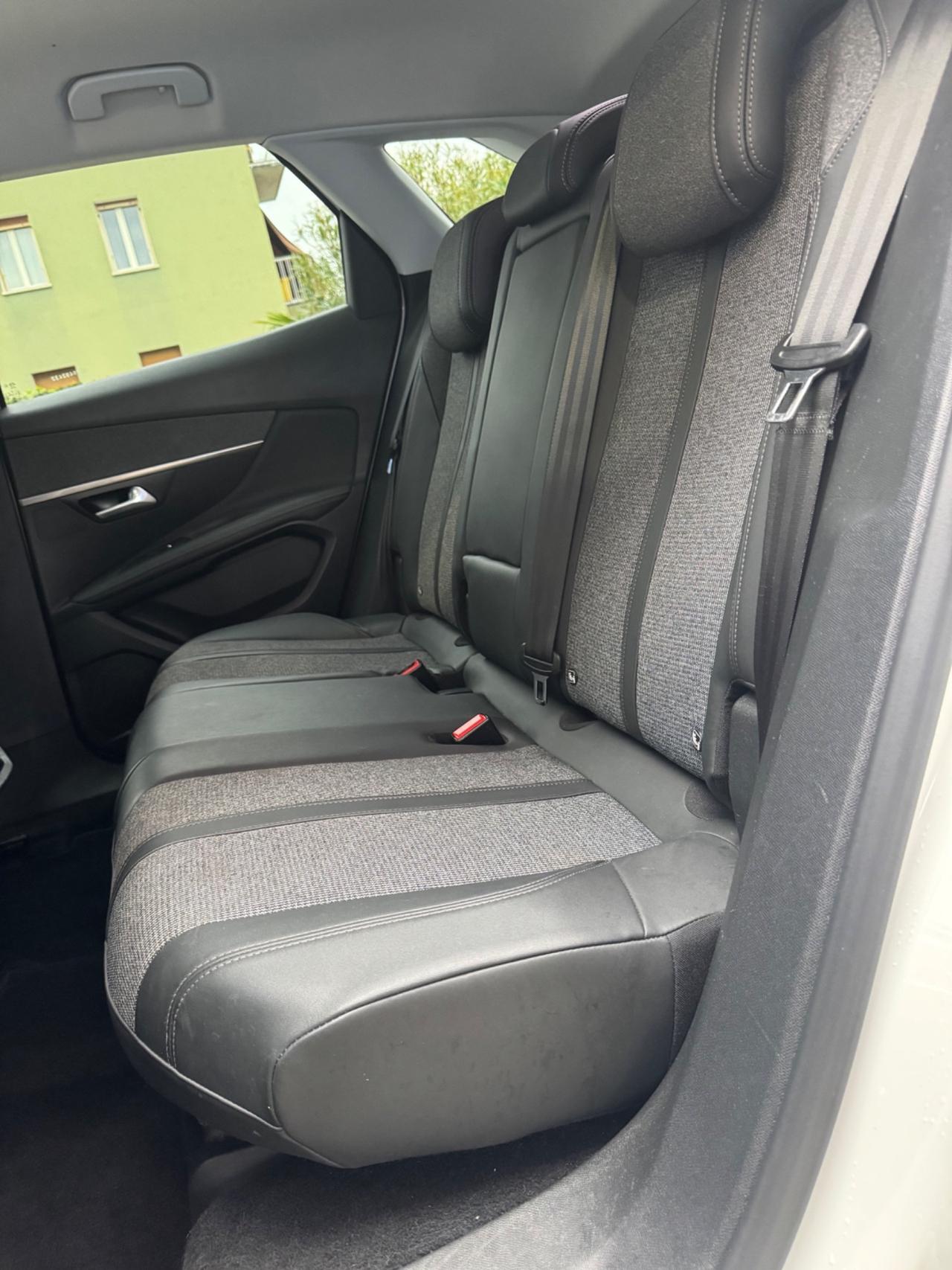 Peugeot 3008 PureTech Turbo 130 S&S EAT8 Allure
