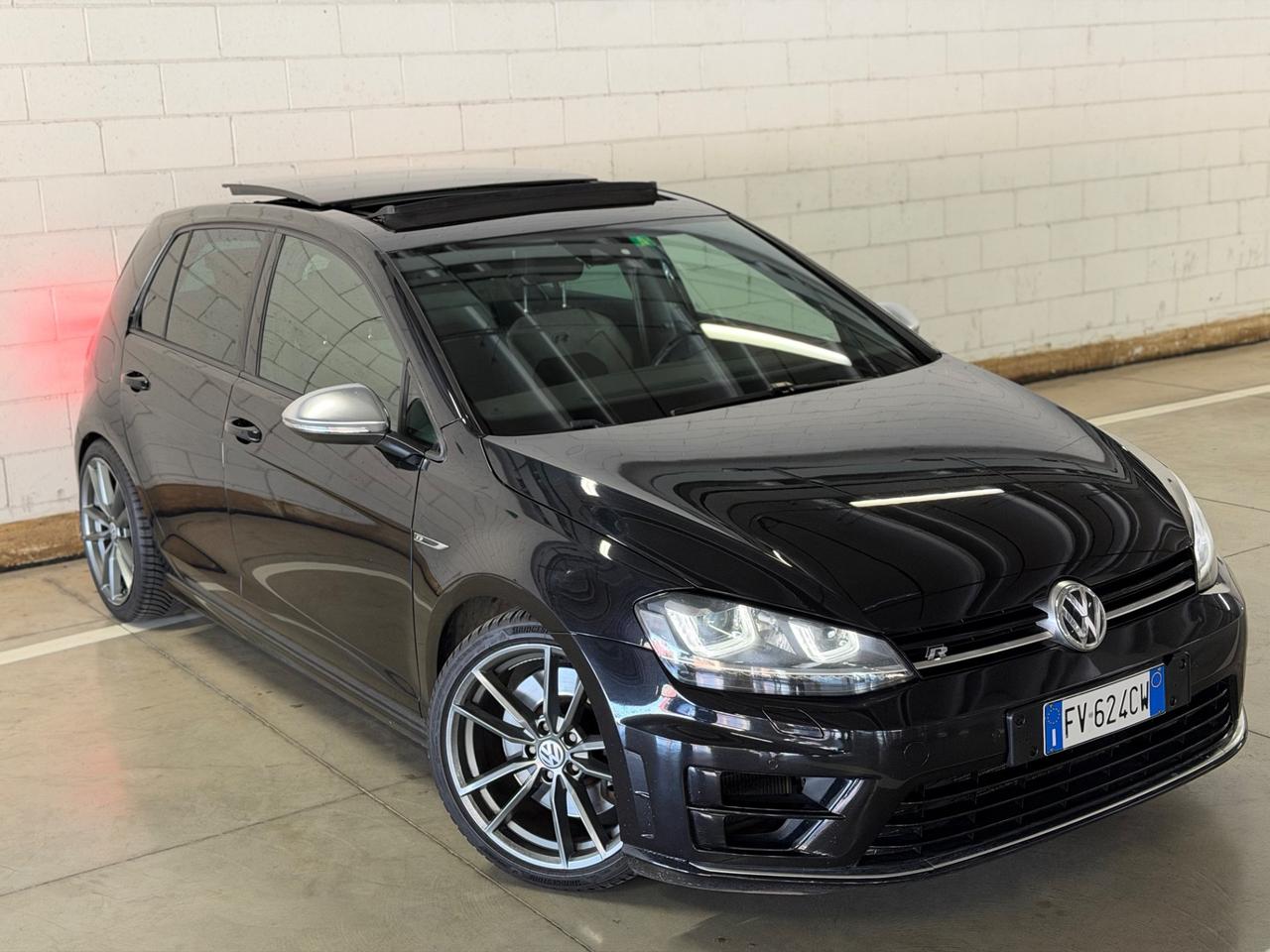 Volkswagen Golf R 2.0 5p.