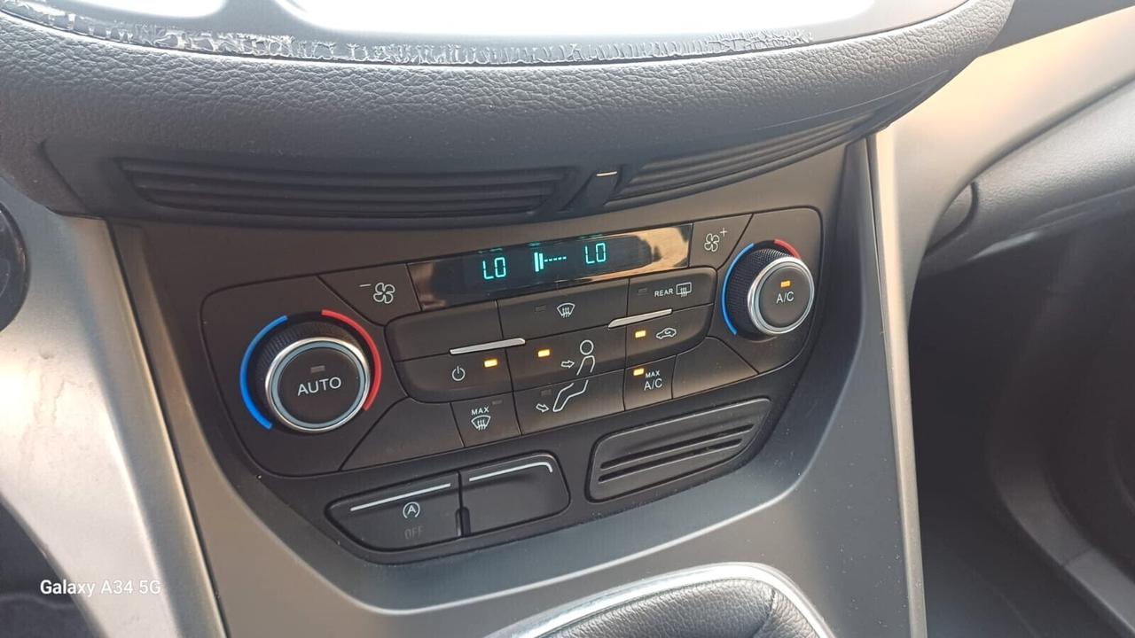 Ford Kuga 1.5 TDCI 120 CV S&S 2WD Titanium