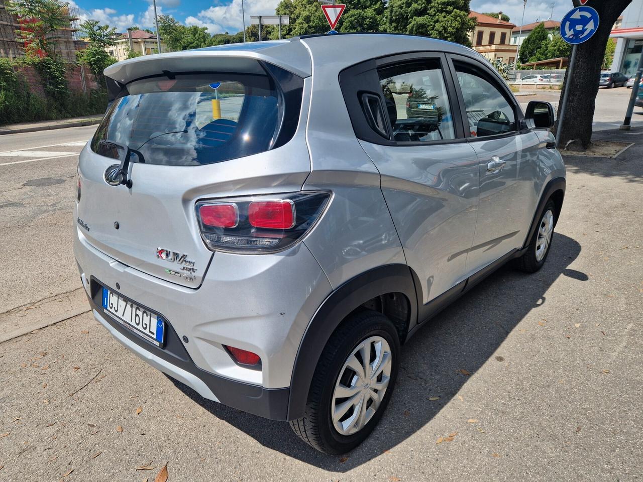 Mahindra KUV100 1.2 VVT M-Bifuel(GPL) K6