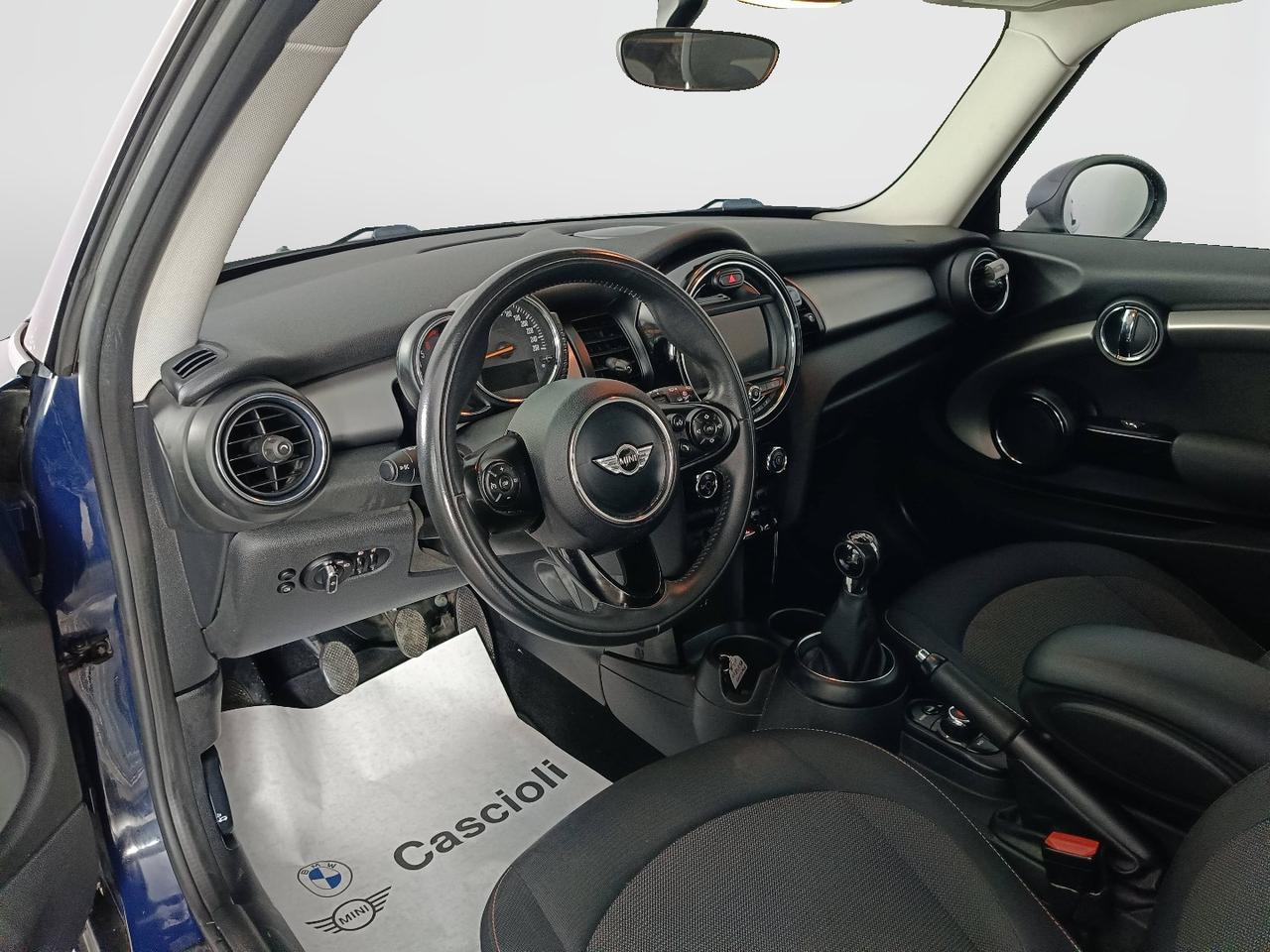 MINI Mini IV F55-F56 2014 - Mini 1.5 One D Business 3p