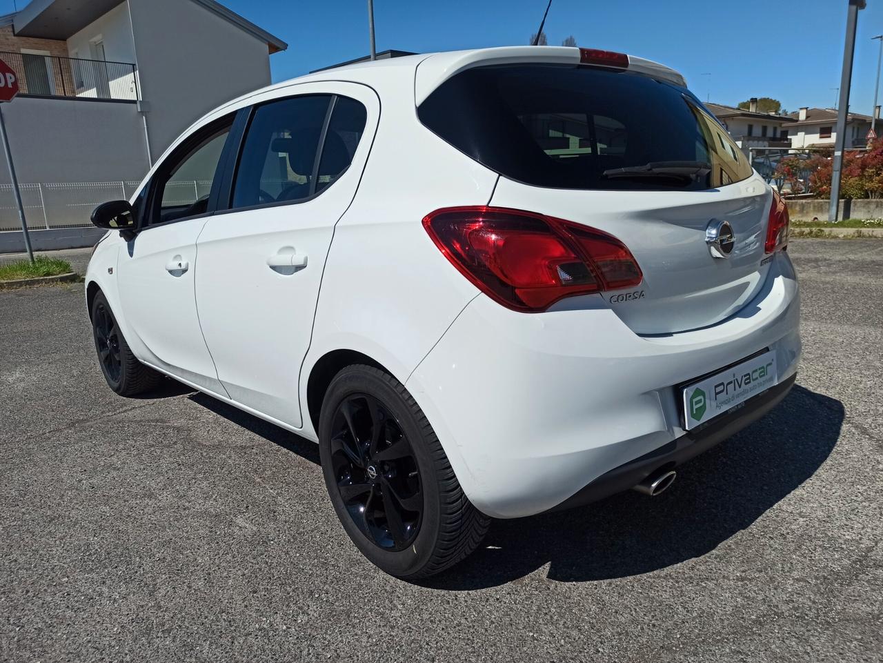 Opel Corsa 1.4 90CV GPL Tech 5 porte Black Edition