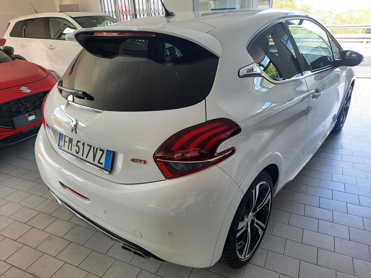 Peugeot 208 THP S&S 3 porte GTi