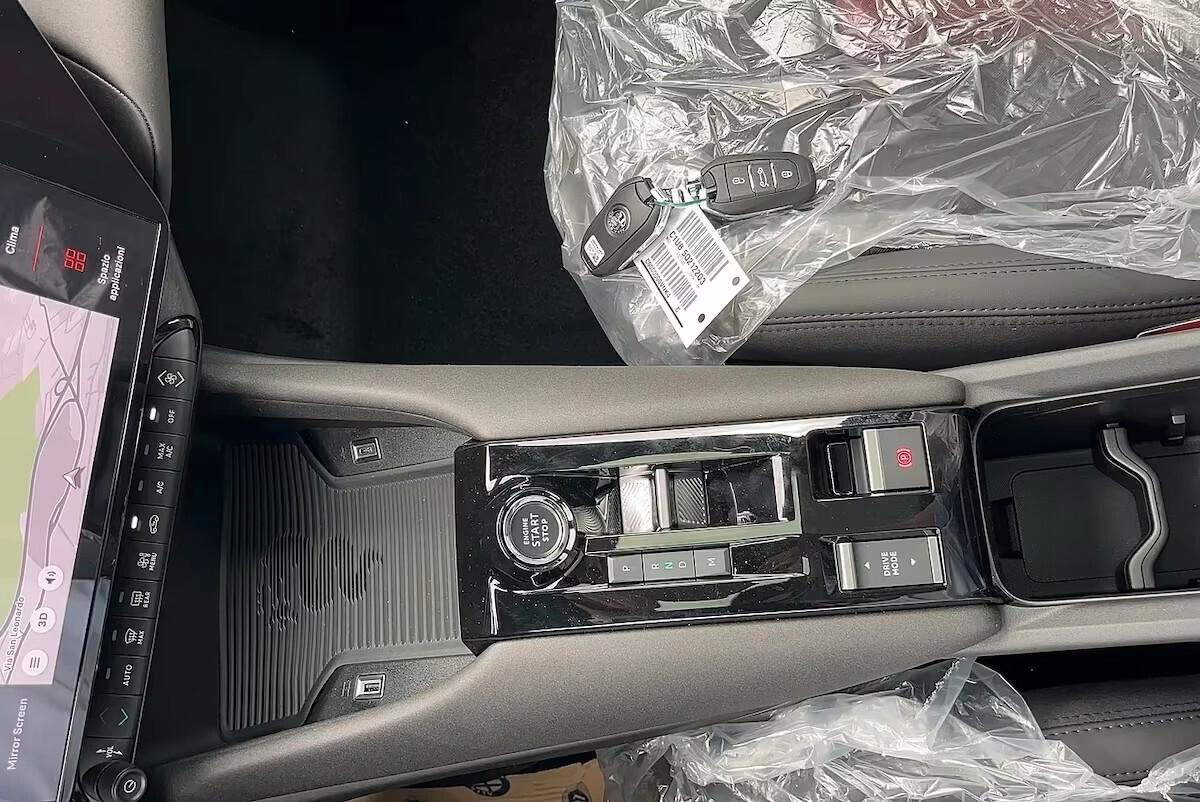 Alfa Romeo Junior 1.2 145 CV Hybrid eDCT6 KM0