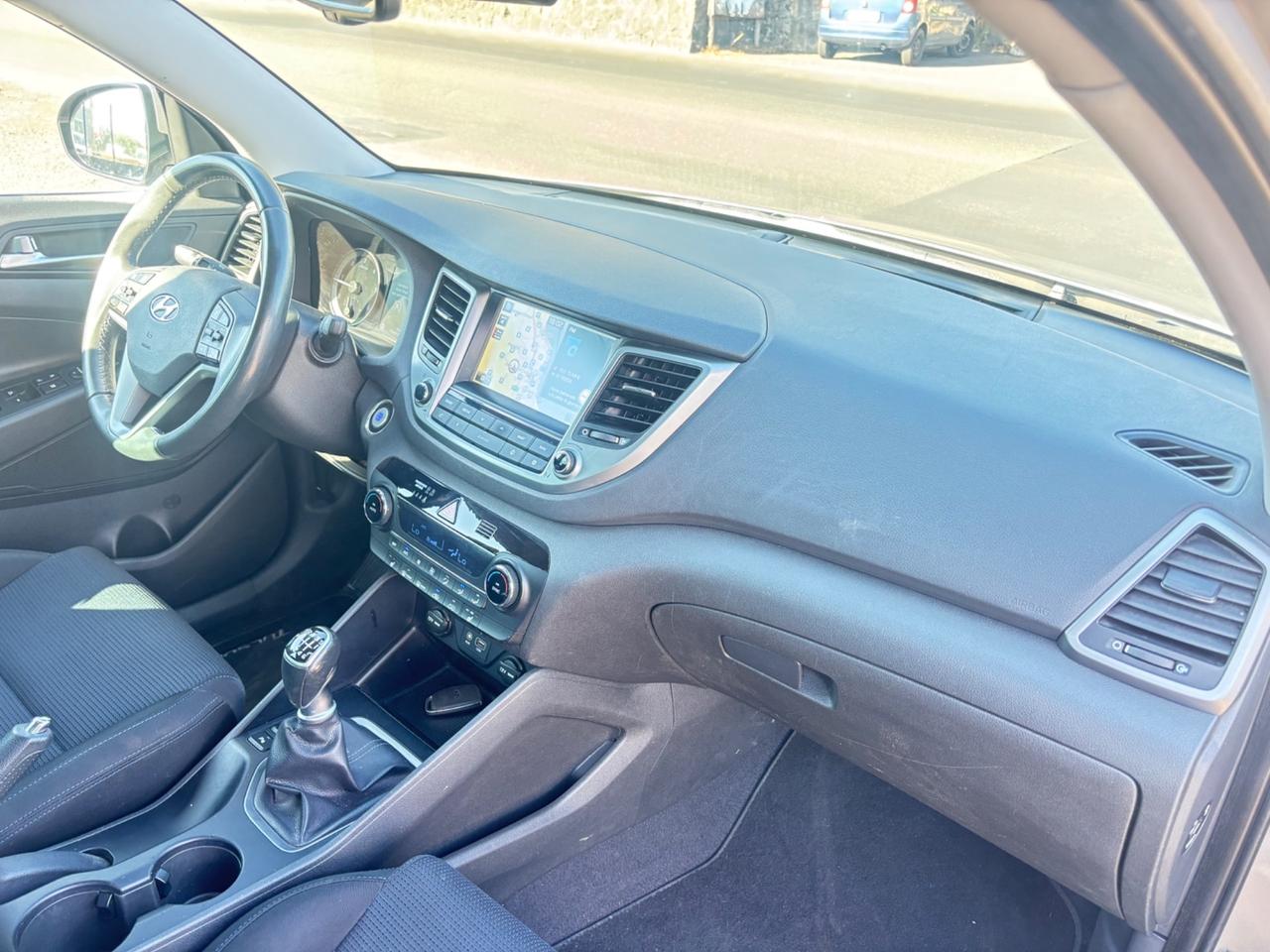 Hyundai Tucson 1.7 CRDi Sound Edition