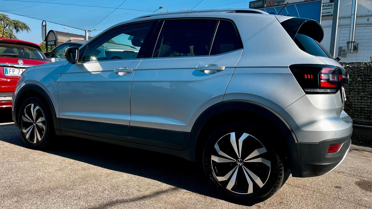 Volkswagen T-Cross 1.0 tsi Advanced 110cv " SENZA ALCUN VINCOLO /X NEOPATENTATI "