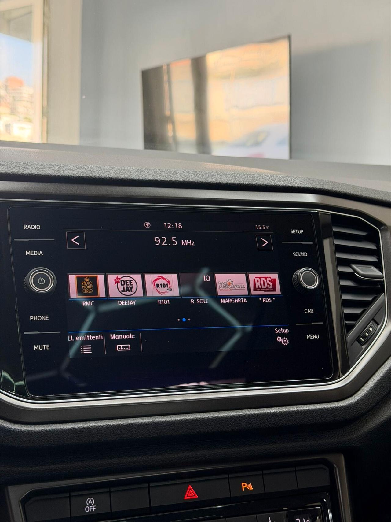 Volkswagen T-Roc 1.6 116CV TDI CON TETTUCCIO APRIBILE