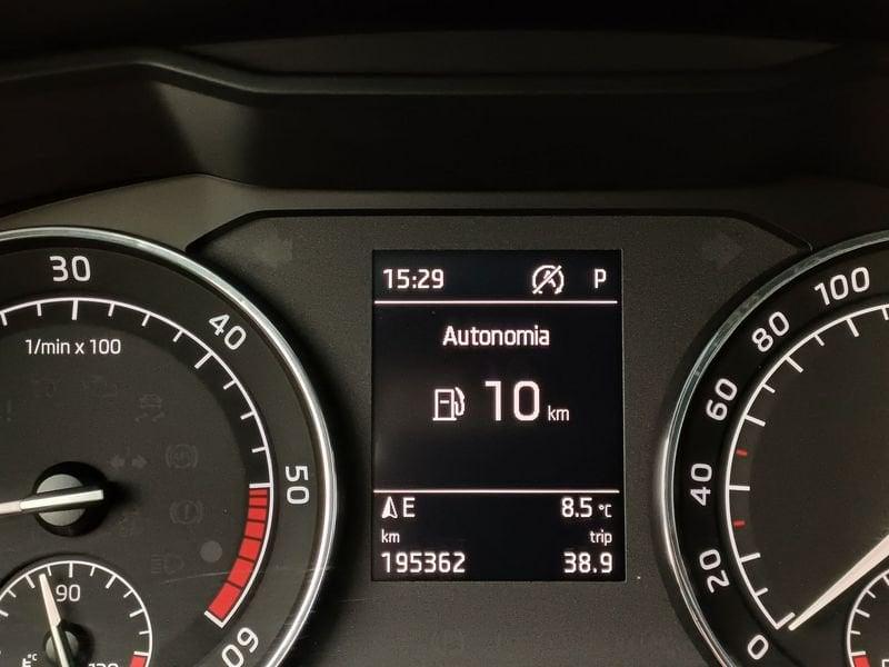 Škoda Superb 2.0 TDI SCR 110KW STYLE DSG GARANZIA - IVA ESPOSTA